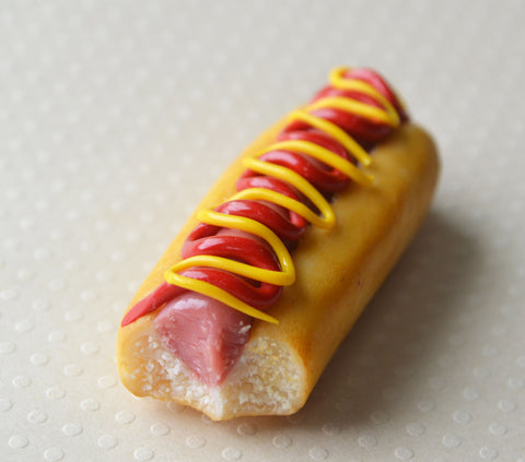 Hot Dog Magnet with Ketchup and Mustard, Polymer Clay Mini Food Fridge Magnet