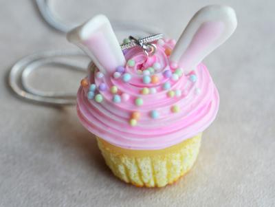 Bunny Ears Easter Cupcake Necklace